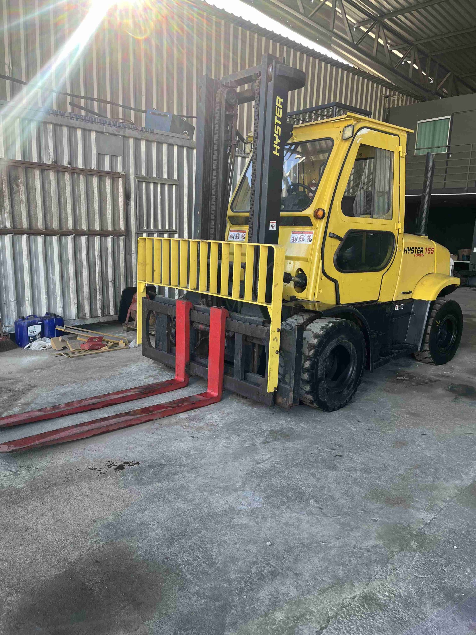 Empilhadeira Hyter H155FT 1 Empilhadeira Hyter H155FT