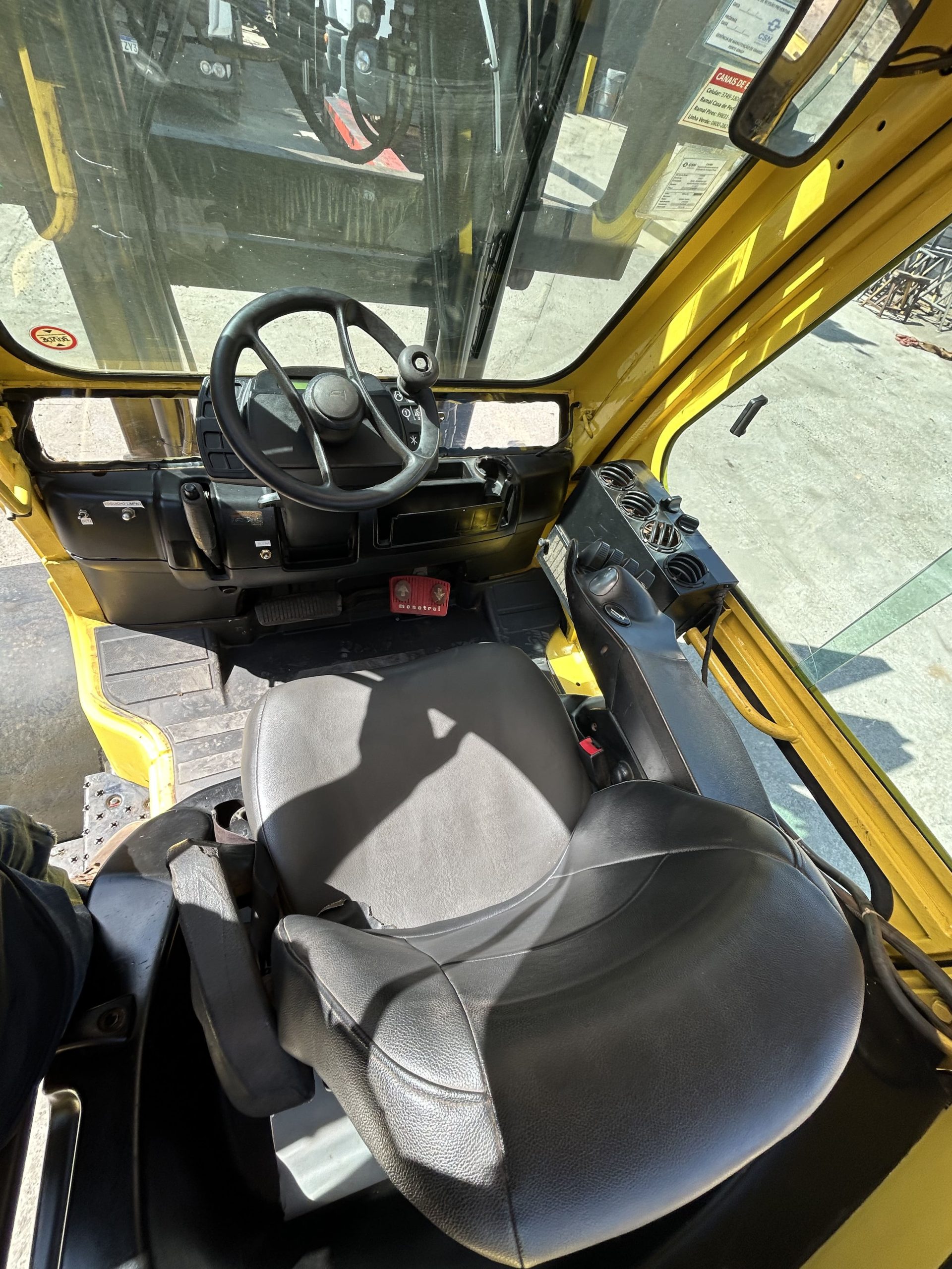 Empilhadeira Hyster H155ft 4 Empilhadeira Hyster H155ft - Imagem 4